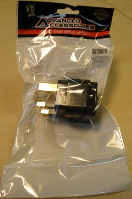 Travel plug adaptor