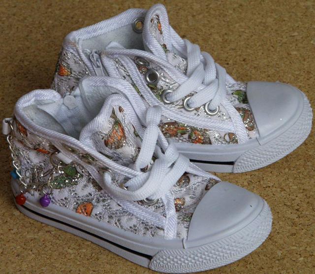 Children’s shoes