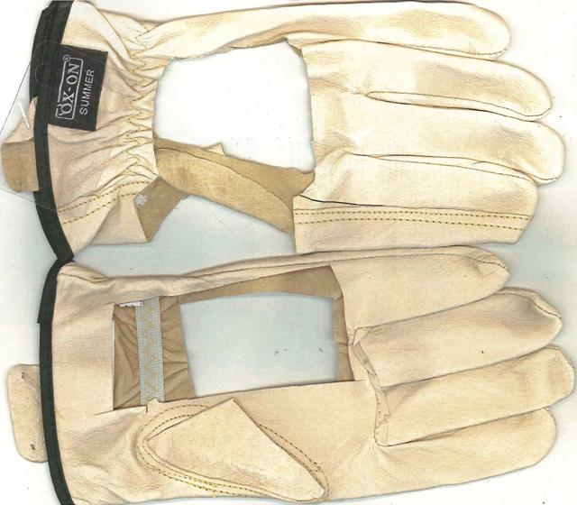 Leather gloves