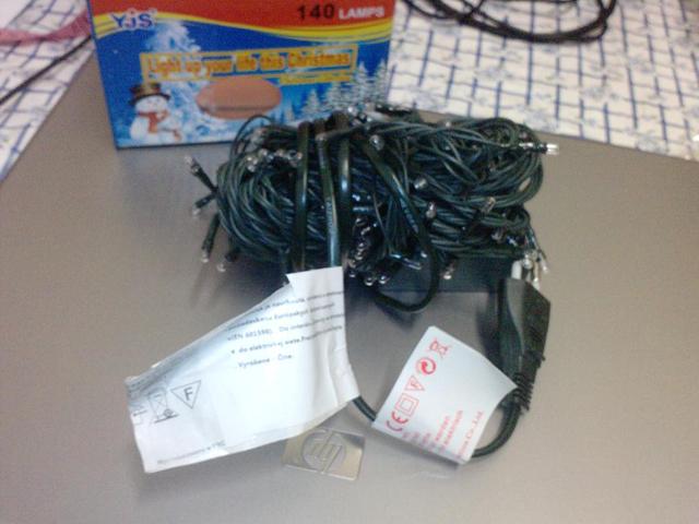 Christmas lighting chain