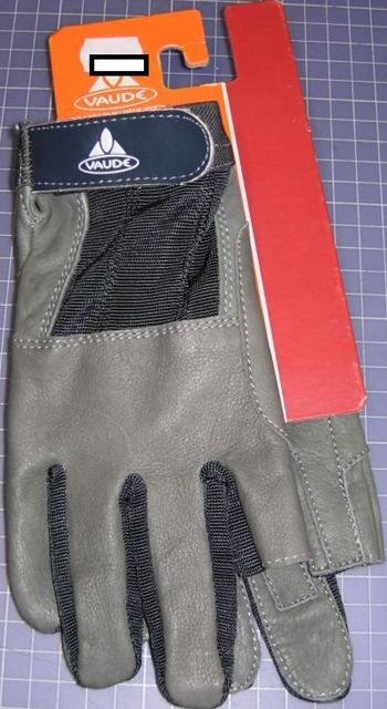 Climbing gloves