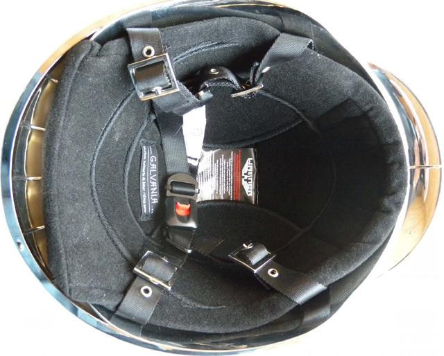Motorcycle helmet