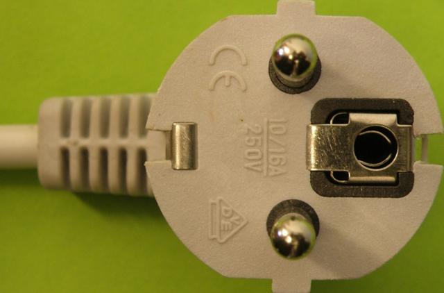 Mains extension lead