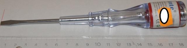 Voltage tester