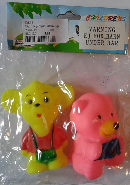 Set of two plastic figures