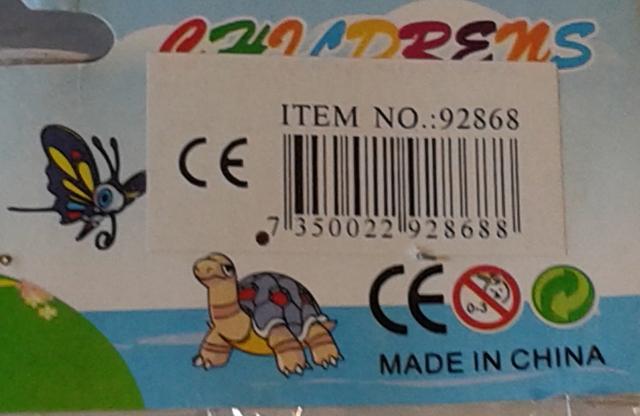 Set of two plastic figures