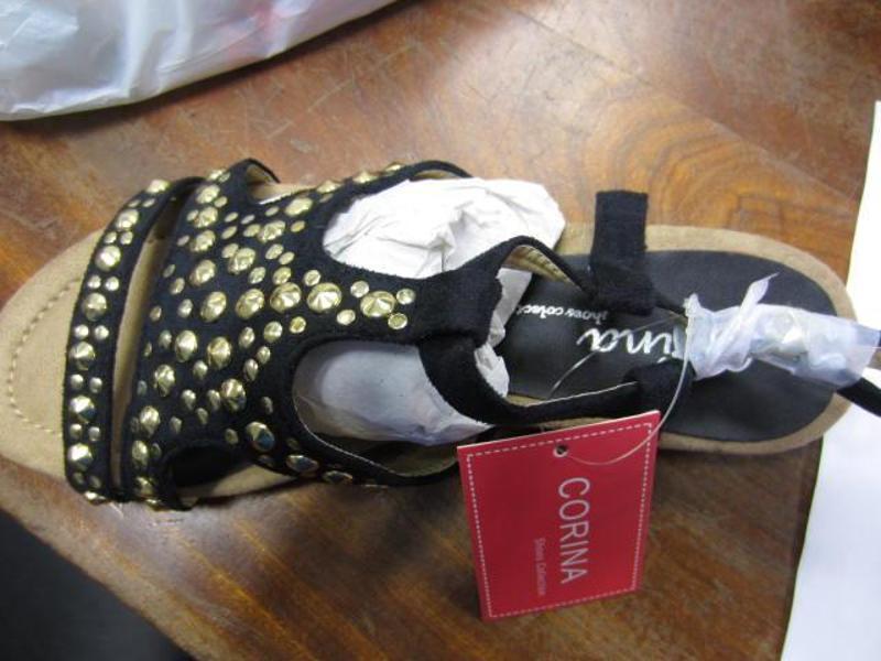 Women's footwear