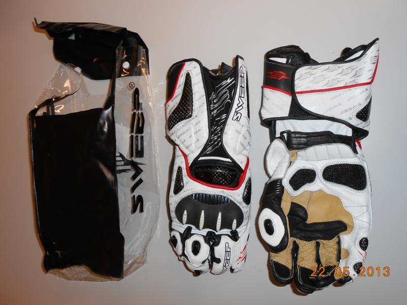 Biker gloves