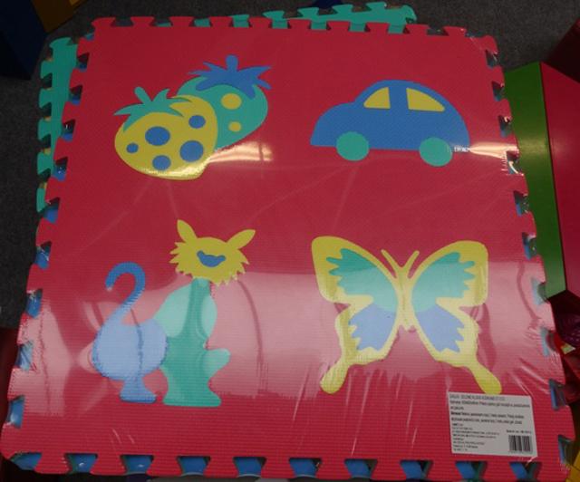 Toy puzzle mat