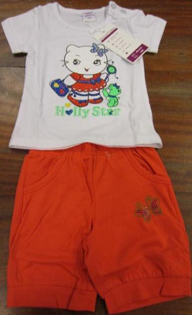 Babies' clothing sets