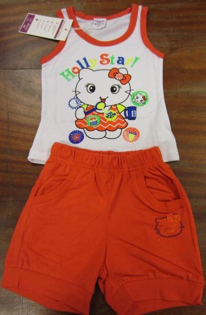 Babies' clothing sets