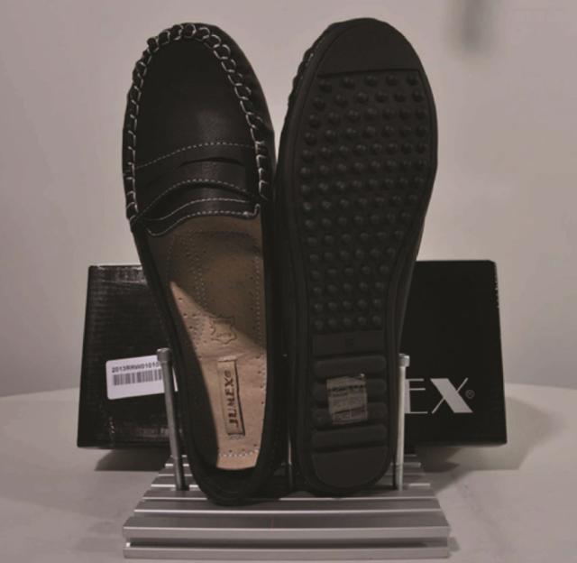 Ladies' shoes