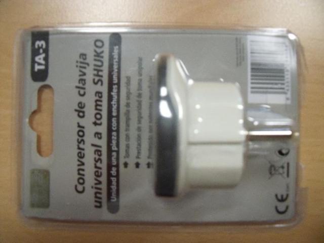Travel adaptor