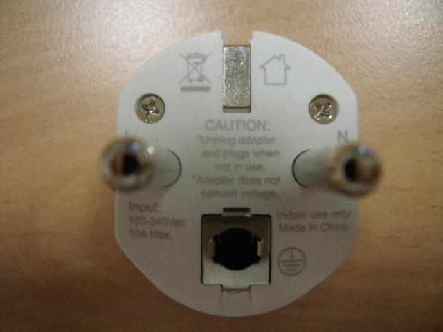 Travel adaptor