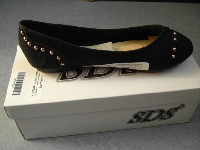 Ladies' shoes