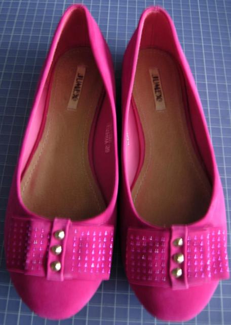 Ladies’ shoes