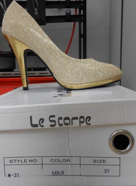Ladies’ shoes