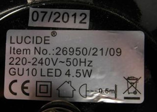 Wall light with LED lamp
