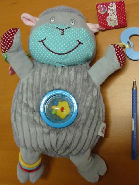 Fluffy activity toy
