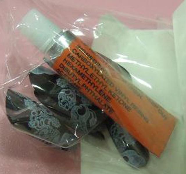 False nails
