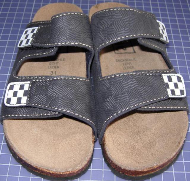 Light sandals