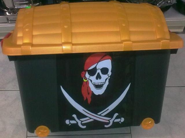Toy box