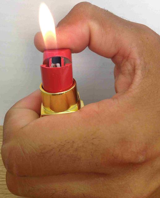 Novelty lighter