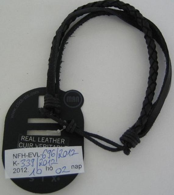 Men's leather wristband