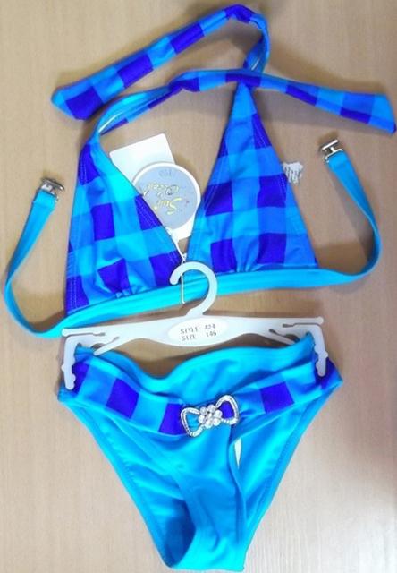 Girl’s bikini