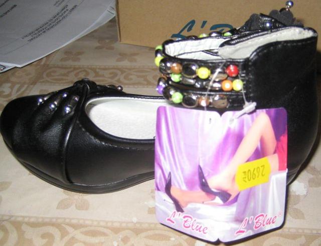 Girls' shoes