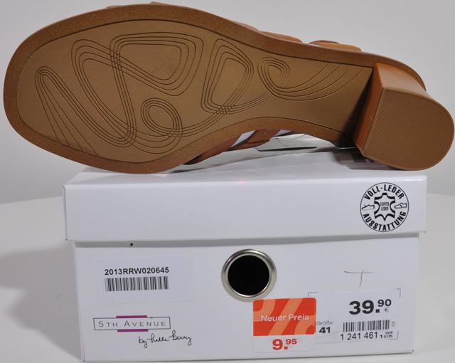 Ladies' shoes