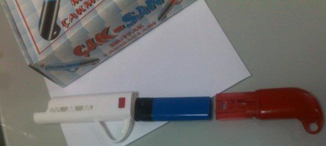 Novelty lighter