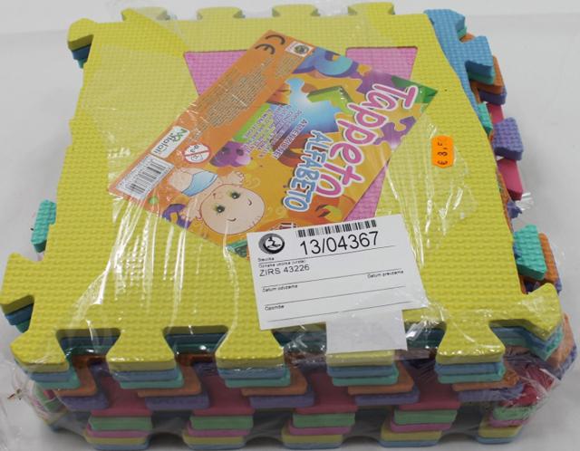 Toy puzzle mat