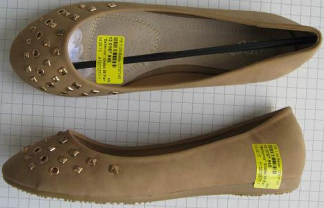 Ladies' shoes