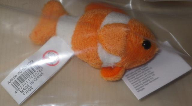 Soft toy with magnet