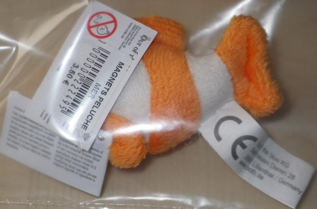 Soft toy with magnet