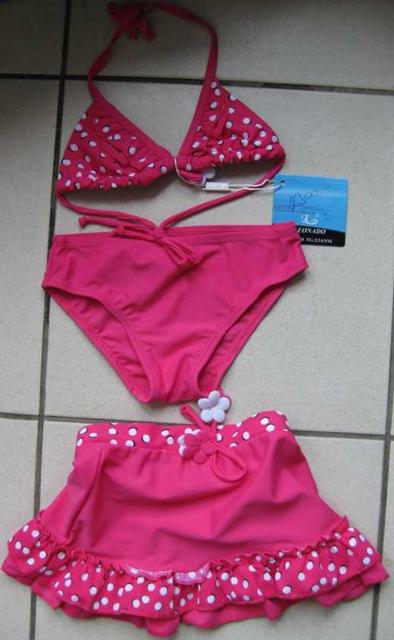 Girls' three-piece swimsuit