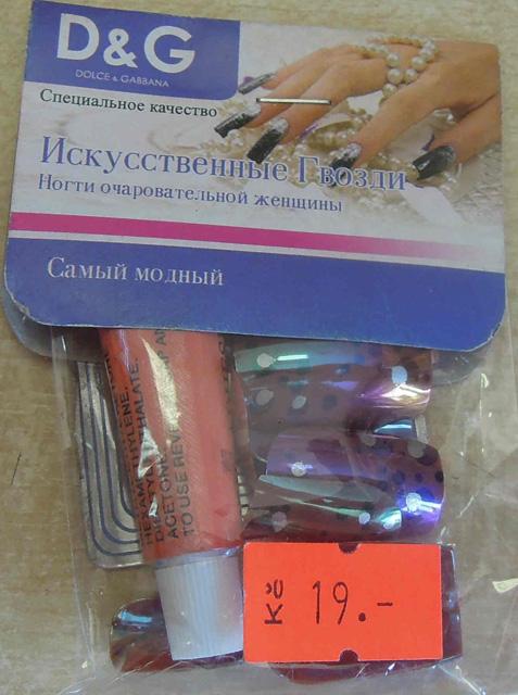 False nails