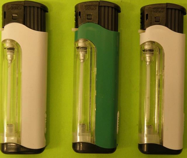 Novelty lighter