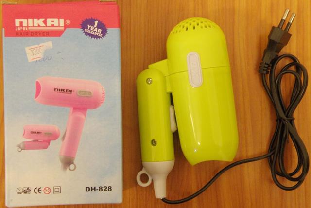 Foldable hair dryer