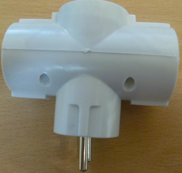 Plug with three-way socket outlets