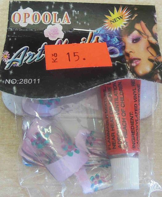 False nails
