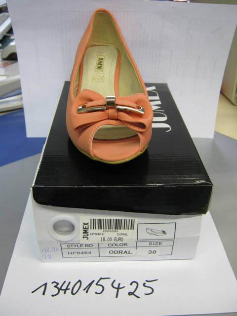 Ladies' shoes