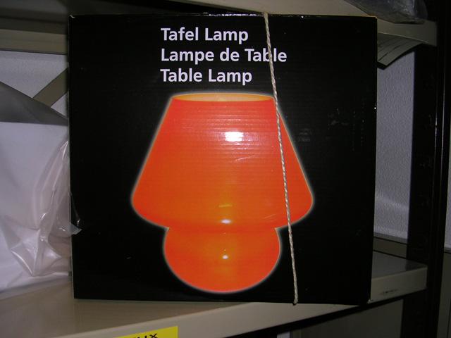 Table lamp