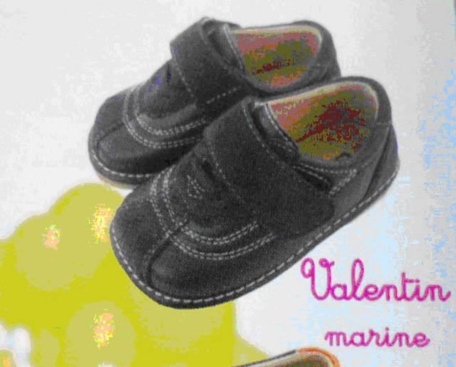 Babies' shoes