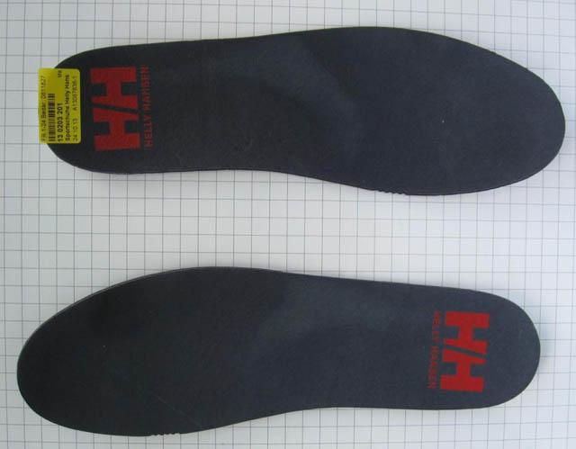 Men's sports shoes