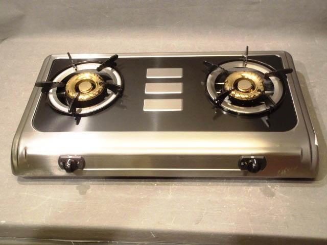Gas stove