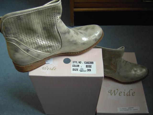 Ladies' ankle boots