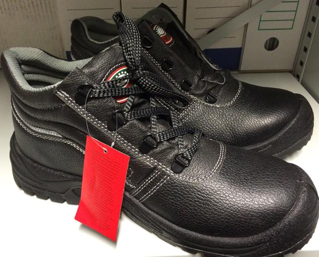 Safety shoes