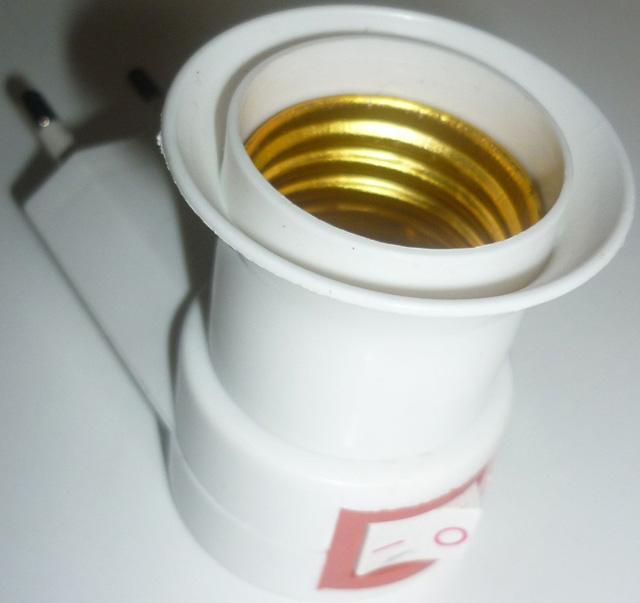 Bulb-holder / night light